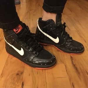 Nike High top glow in the dark Dunks